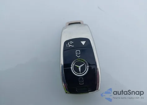 2020 Mercedes-Benz C 300 from USA, damaged, VIN WDDWF8DB7LR558808